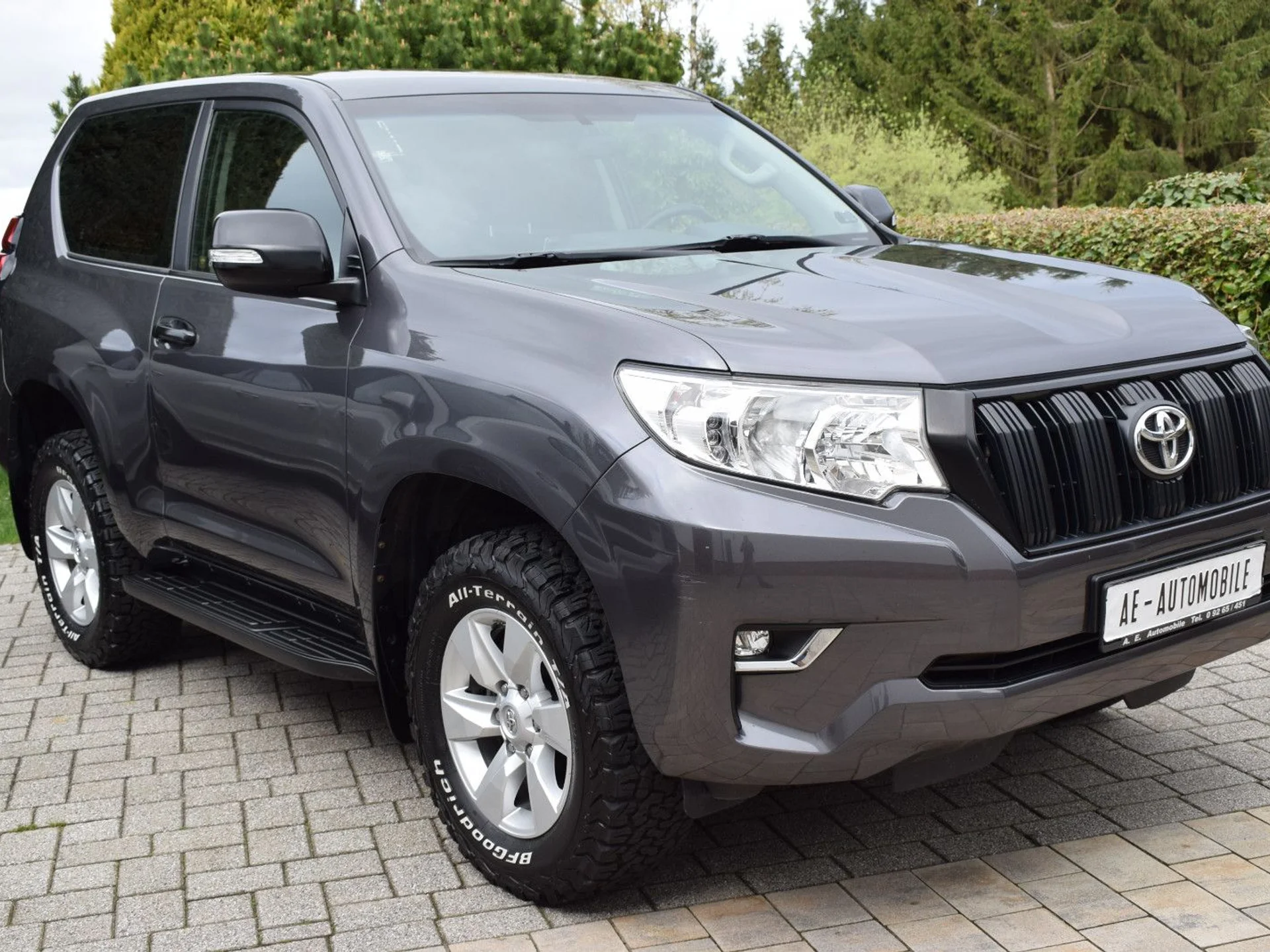 TOYOTA Land Cruiser - Bild 1