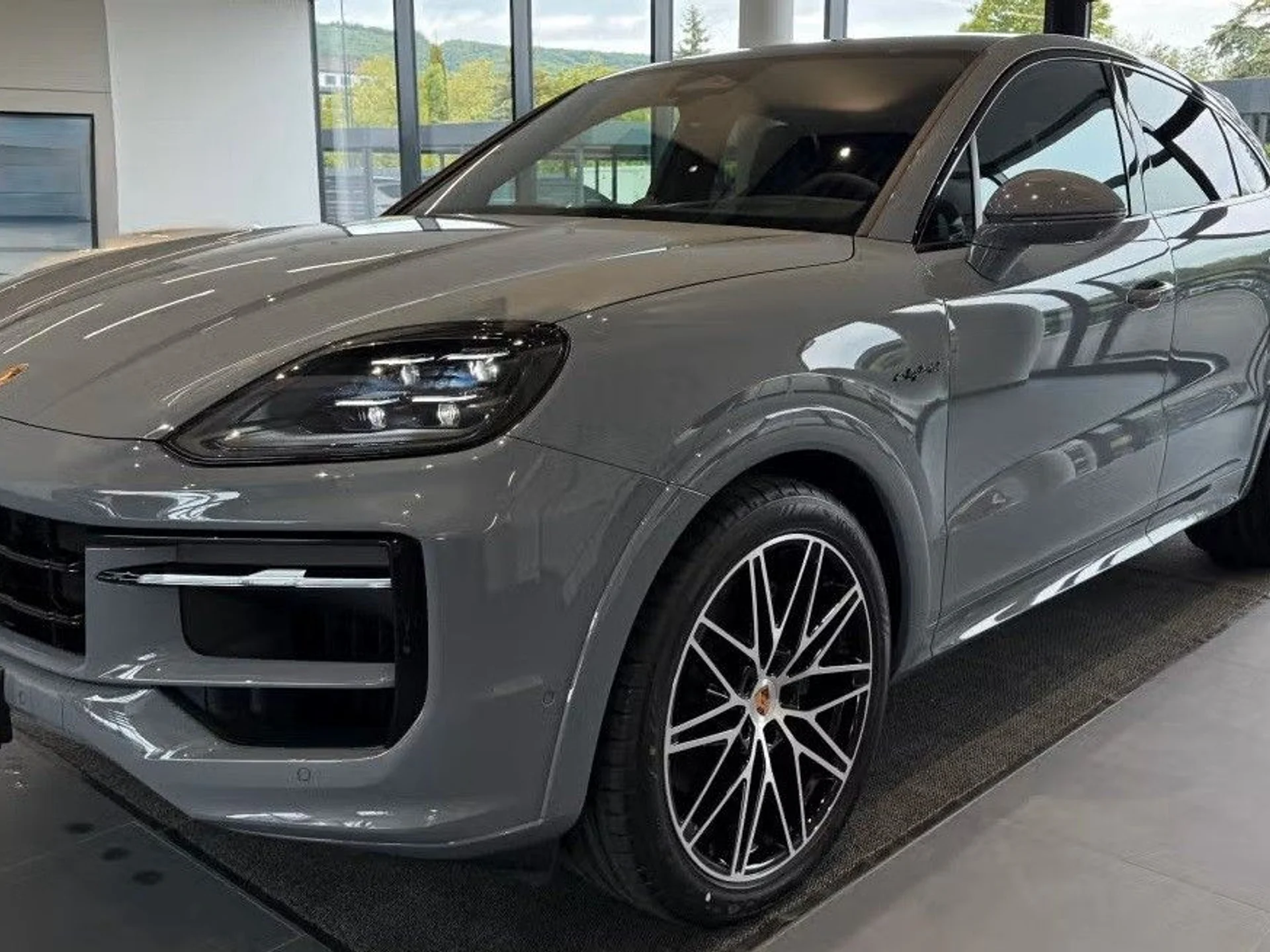 PORSCHE Cayenne - Bild 1