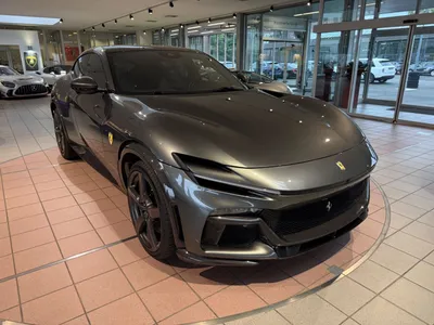 FERRARI Purosangue