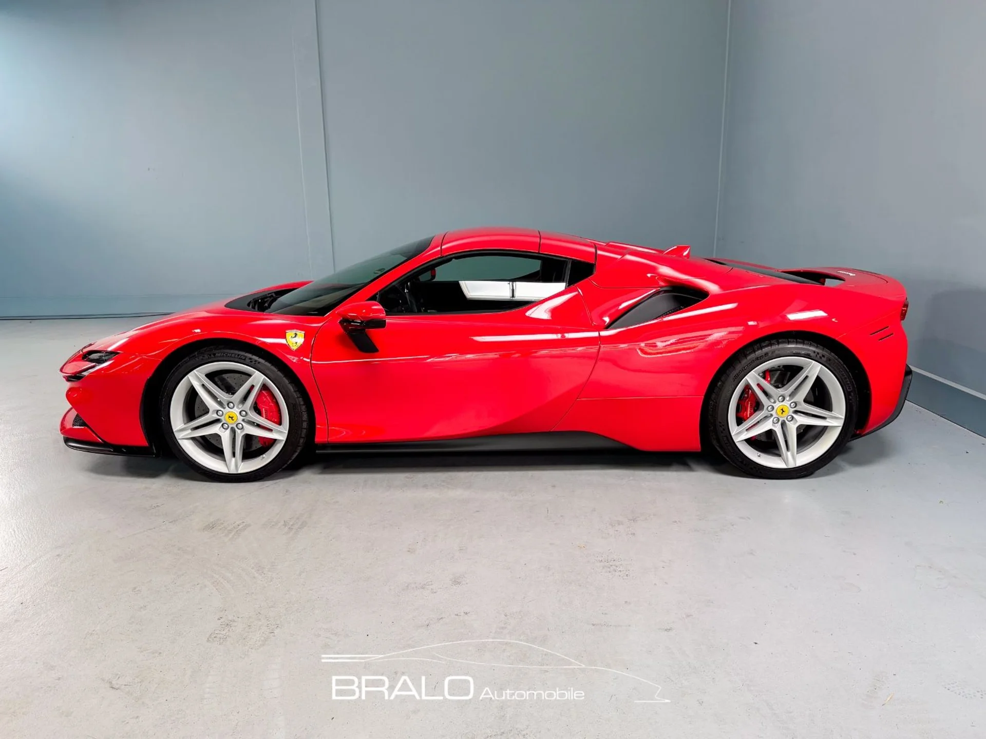 FERRARI SF90 - Bild 1