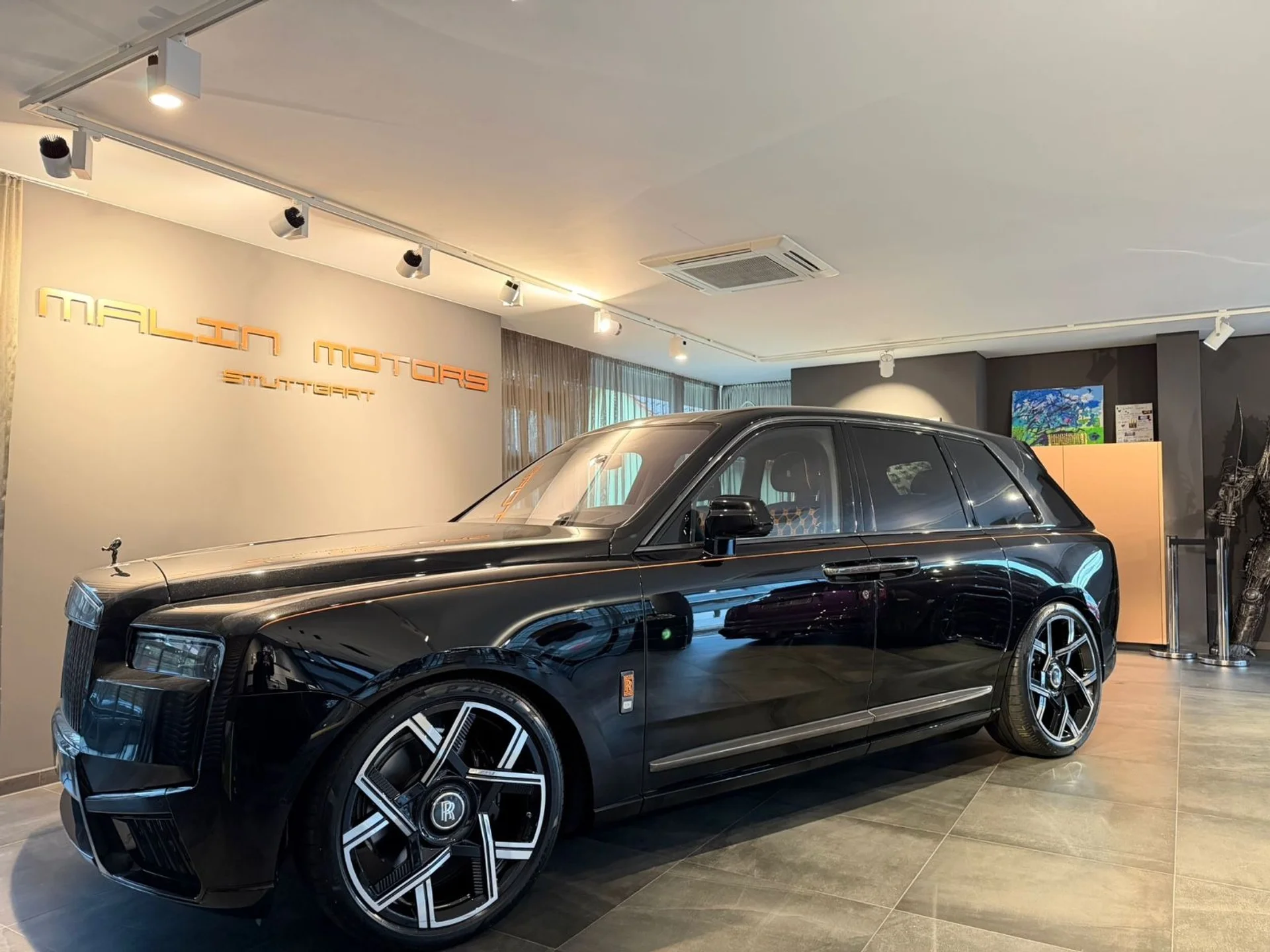 ROLLS ROYCE Cullinan - Bild 1