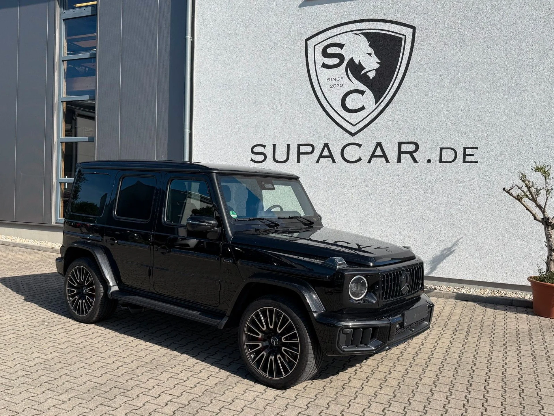 MERCEDES-BENZ G 63 AMG - Bild 1