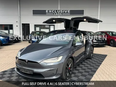 TESLA Model X