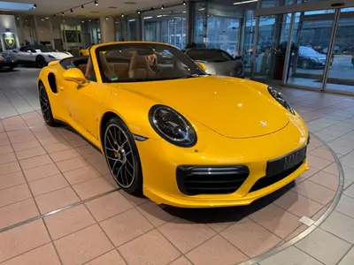 PORSCHE 991