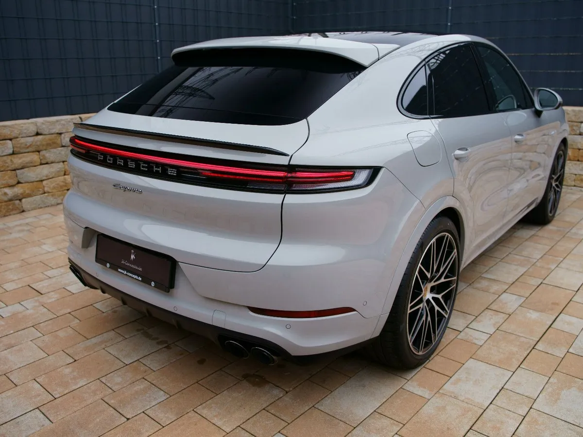 PORSCHE Cayenne - Bild 1