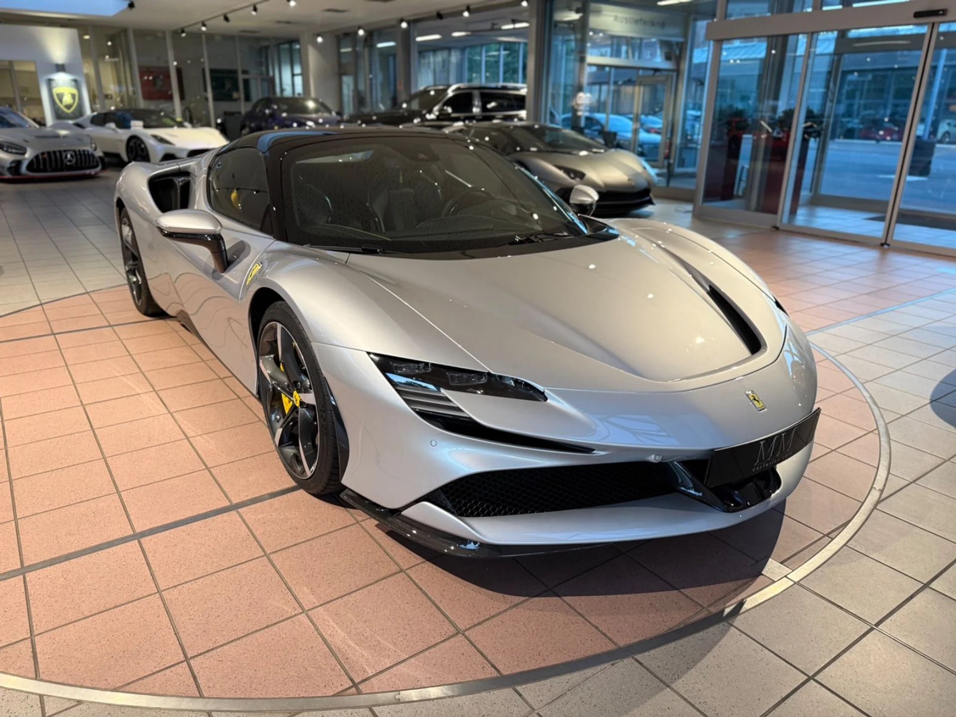 FERRARI SF90 - Bild 1