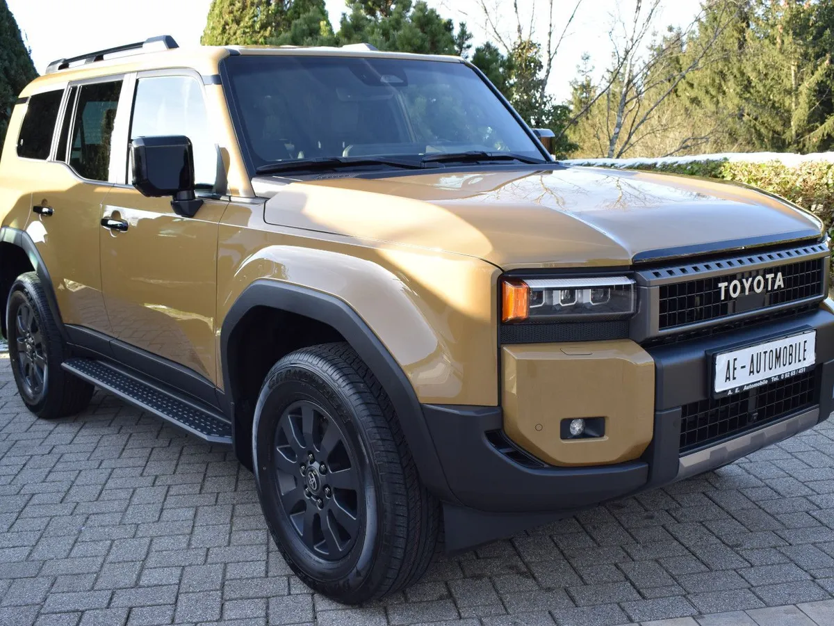 TOYOTA Land Cruiser - Bild 1
