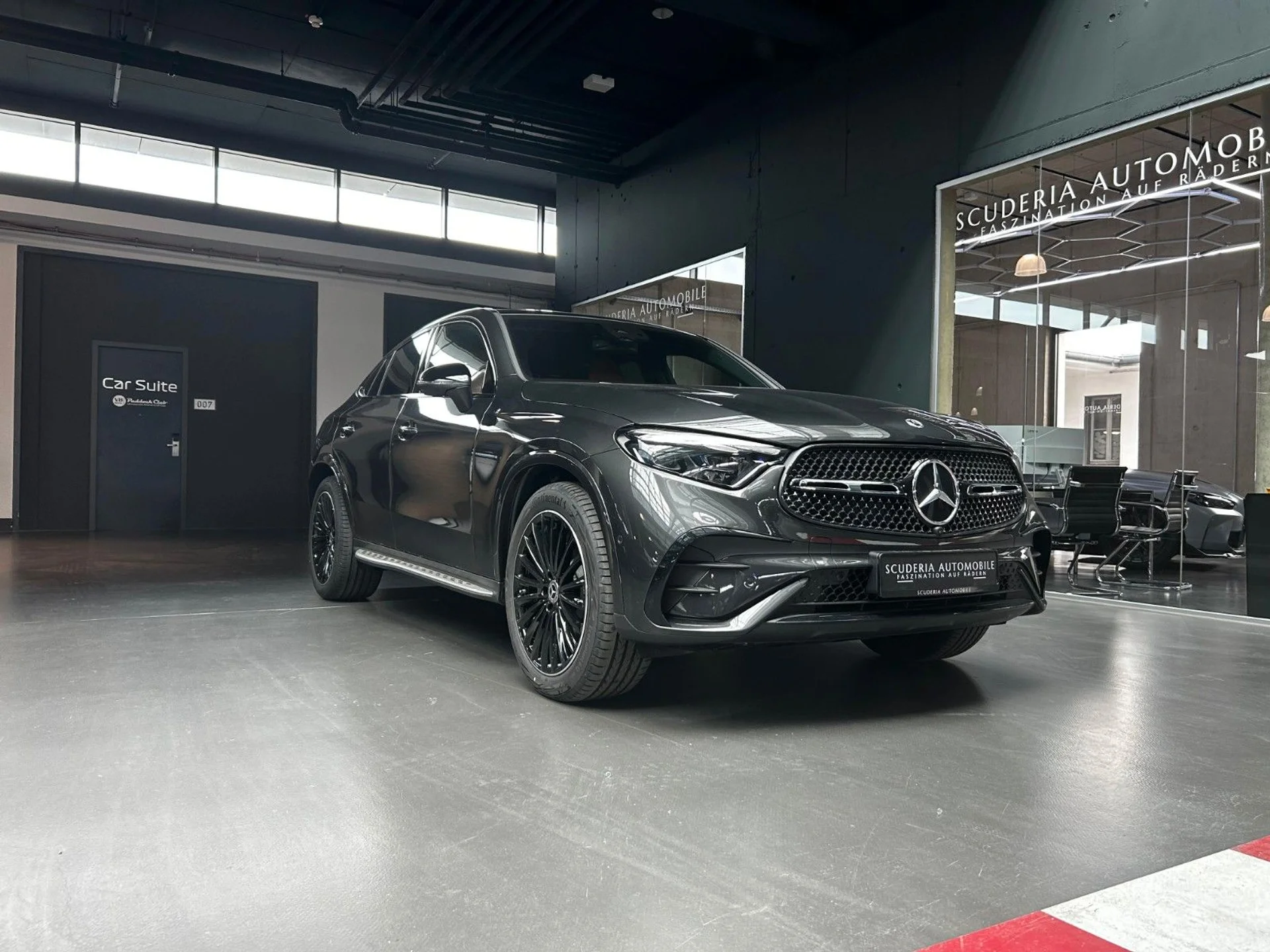MERCEDES-BENZ GLC 300 - Bild 1