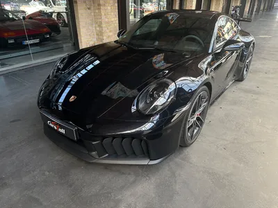 PORSCHE 992