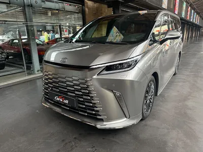 LEXUS LM