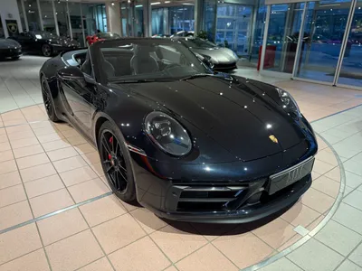 PORSCHE 992