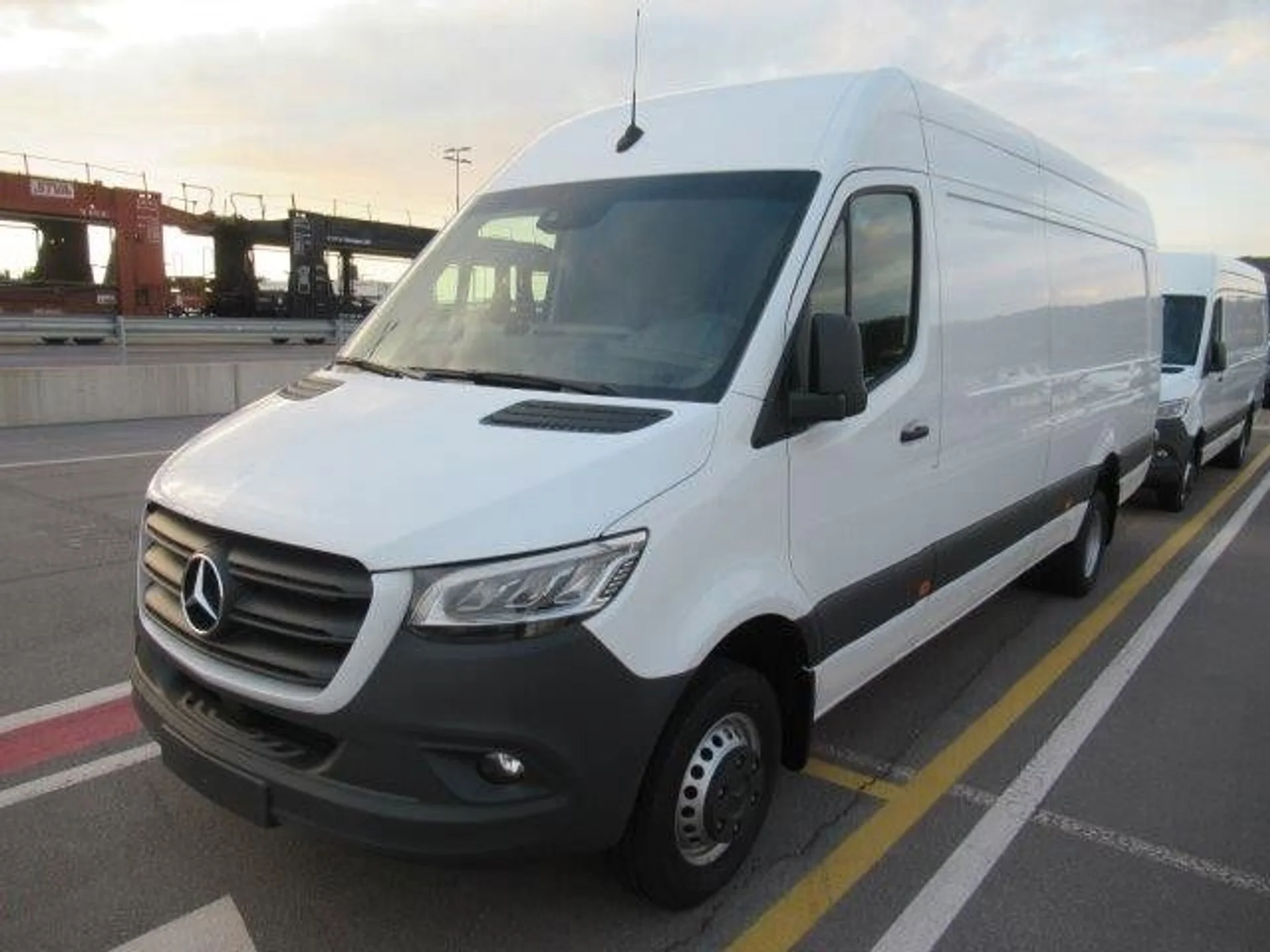 MERCEDES-BENZ Sprinter