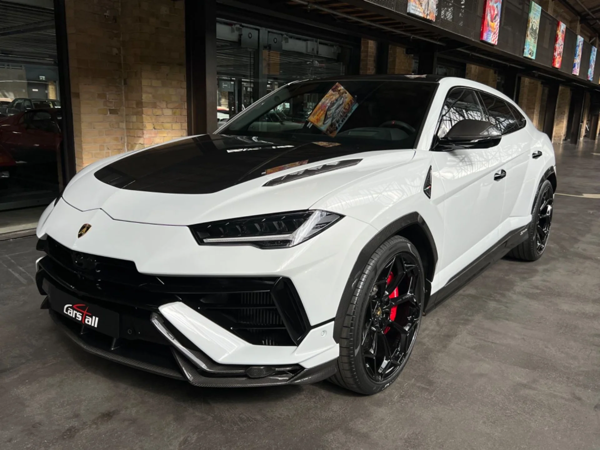 LAMBORGHINI Urus - Bild 1