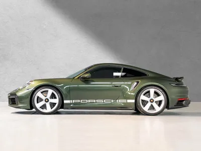 PORSCHE 992
