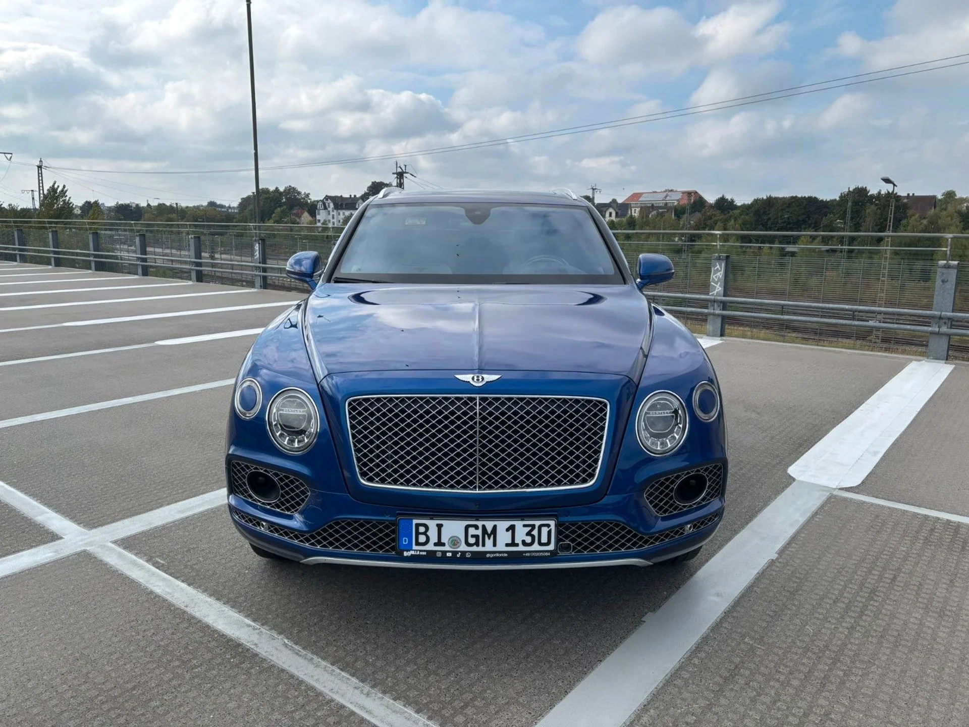 BENTLEY Bentayga - Bild 1