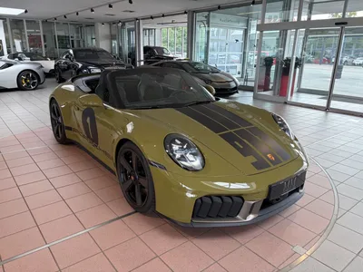 PORSCHE 911