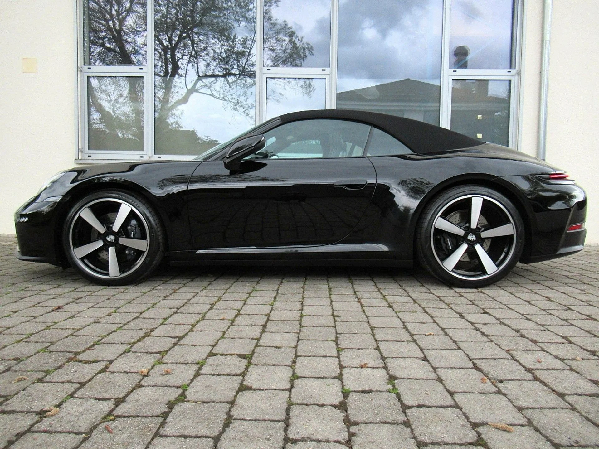 PORSCHE 992 - Bild 1