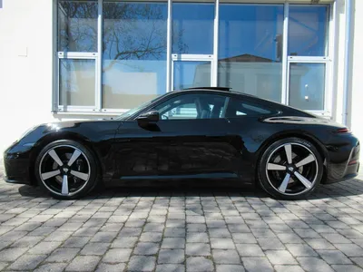 PORSCHE 992
