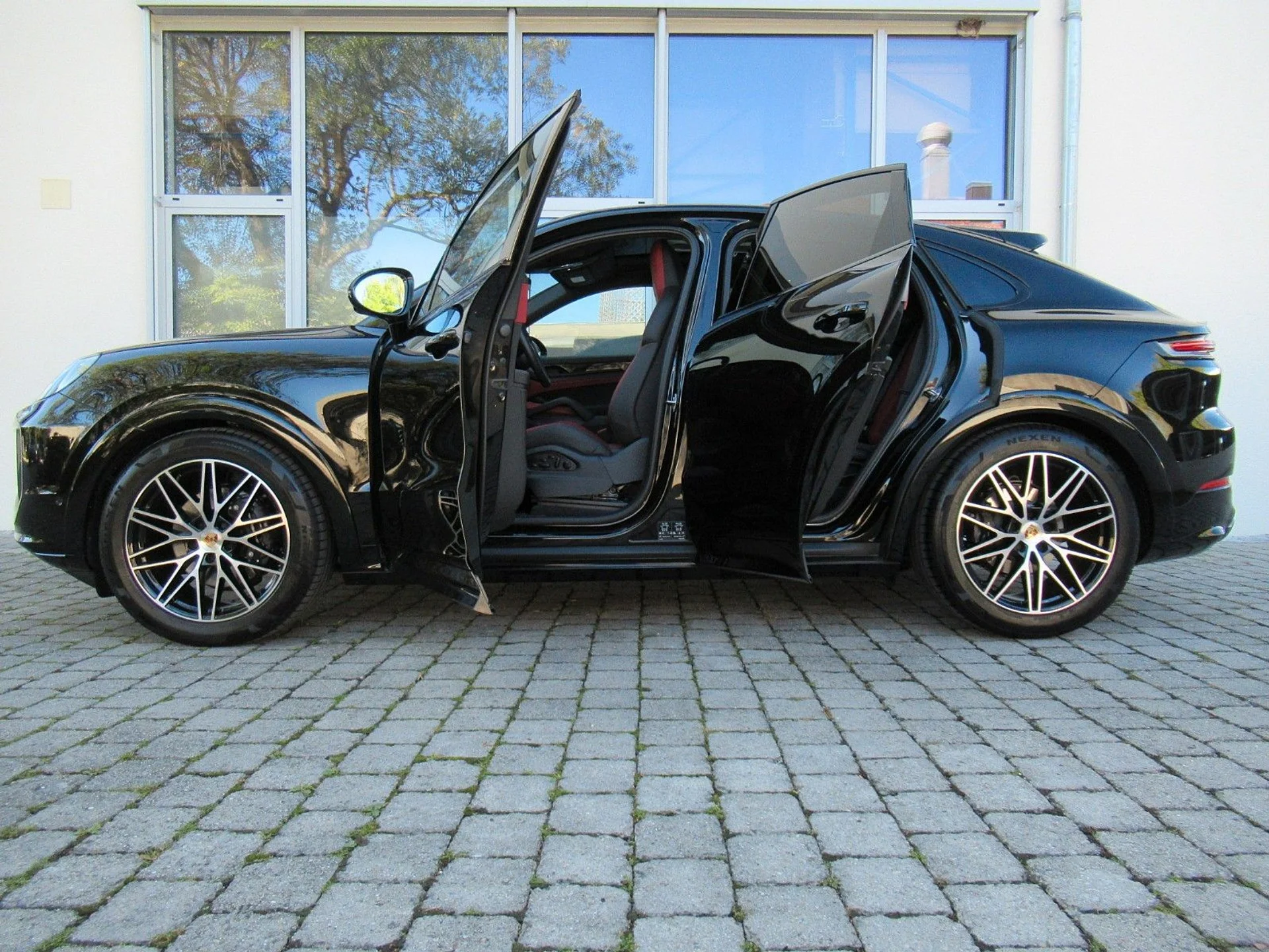 PORSCHE Cayenne - Bild 1